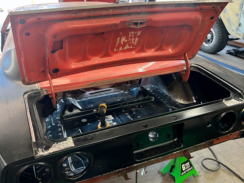 1972 Plymouth Barracuda restoration photo 6