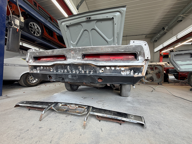 1970 Dodge Charger restoration photo 2